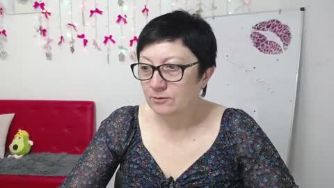 Emily online show from 04-18-26, 05:33