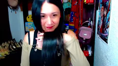 Nickole online show from 05-04-26, 02:07