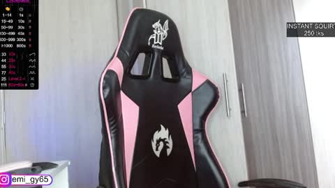 Emilyn online show from 04-10-26, 04:12