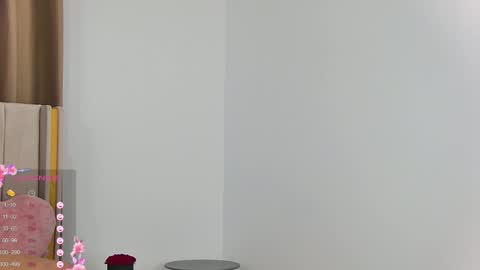 Snapshot of emilynovaa1 chatting on 05-28-26, 06:49 emilynovaa1 online show from 05-28-26, 06:49