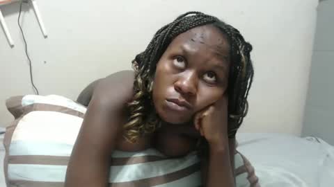 Snapshot of emilyposha chatting on 05-25-26, 09:54 Emilly online show from 05-25-26, 09:54
