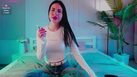 Emily online show from 03-19-26, 07:18