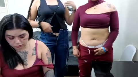 emily  friends online show from 07-21-26, 11:40