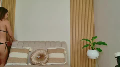 Emily  online show from 04-06-26, 04:46