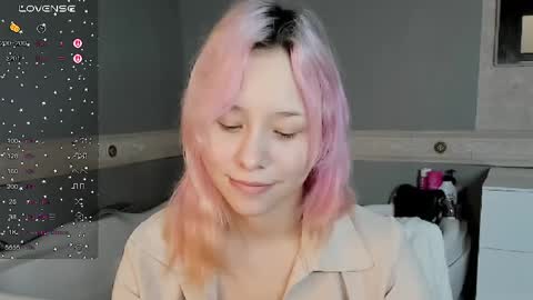 Betty online show from 04-10-26, 01:44