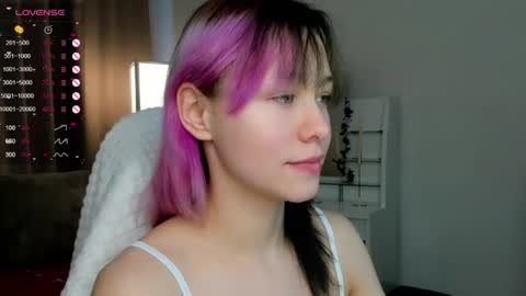 Snapshot of emilytrase chatting on 07-15-26, 01:22 Betty online show from 07-15-26, 01:22