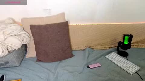 Emily wish-list  online show from 02-12-26, 03:12