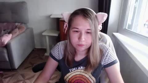 Snapshot of emilyway chatting on 07-07-26, 08:40 emilyway online show from 07-07-26, 08:40