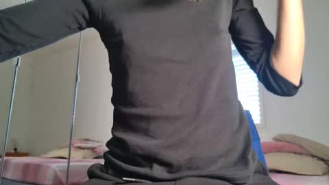 Emily ----  online show from 03-19-26, 08:51