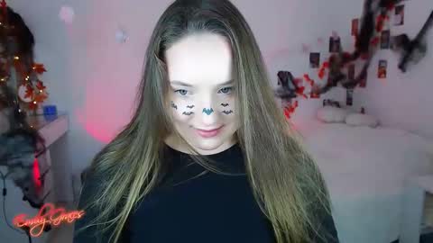 Snapshot of emilyxgrasez chatting on 11-01-25, 12:12 Emily online show from 11-01-25, 12:12