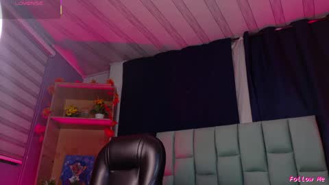 Emily  online show from 04-17-26, 12:46