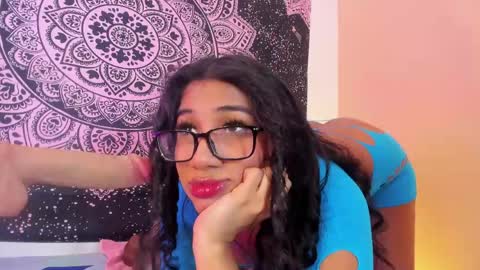Snapshot of emilyy_walker chatting on 06-03-26, 01:03 emilyy_walker online show from 06-03-26, 01:03