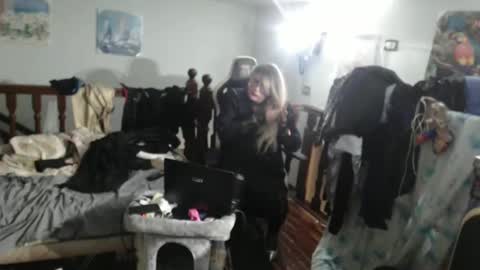 emma online show from 03-09-25, 12:42