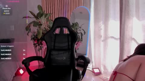   online show from 11-02-25, 08:22