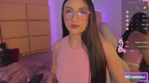Snapshot of emma__js_ chatting on 05-14-26, 07:53 emma__js_ online show from 05-14-26, 07:53