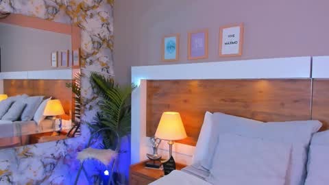 Emma  online show from 01-13-26, 11:26