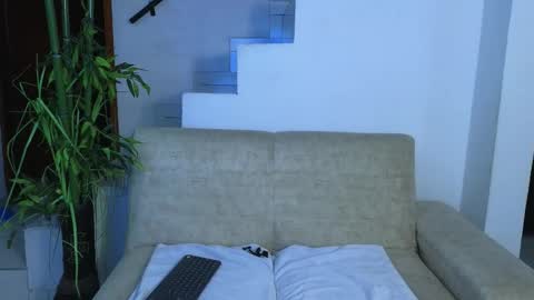 Emma Blue  modelo independiente online show from 03-03-26, 04:07