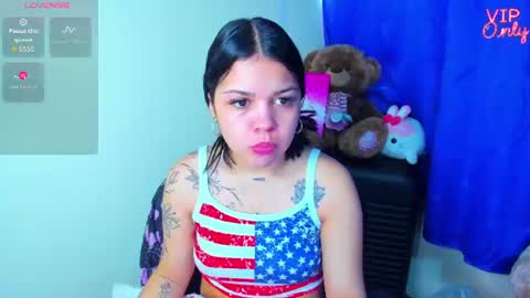 Snapshot of emma_boo_ chatting on 07-13-26, 05:49 emma_boo_ online show from 07-13-26, 05:49
