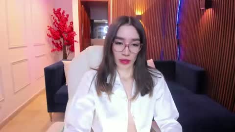 Snapshot of emma_caarter chatting on 07-10-26, 03:11 emma_caarter online show from 07-10-26, 03:11