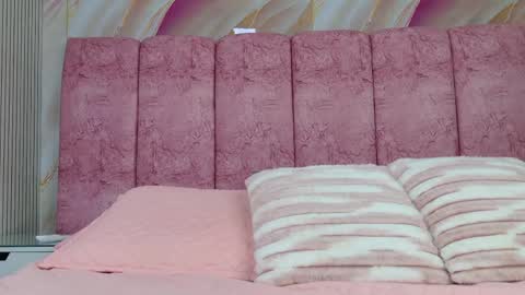 Emma online show from 04-18-26, 03:10