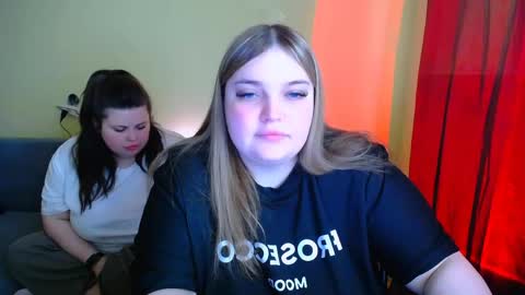 Snapshot of emma_dorn chatting on 05-09-26, 07:24 Eva online show from 05-09-26, 07:24