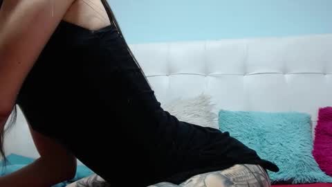 Emma online show from 11-10-25, 11:04