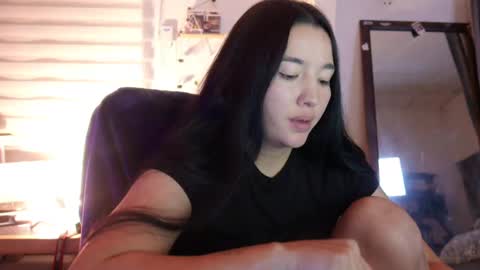 Snapshot of emma_johnson_ chatting on 12-24-24, 03:27 emma_johnson_ online show from 12-24-24, 03:27