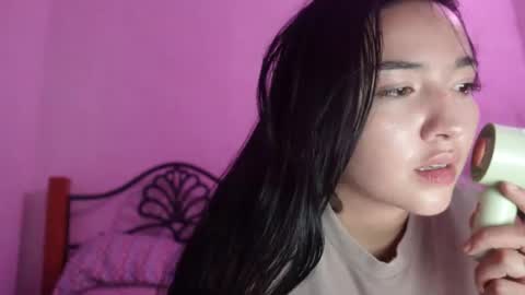 Snapshot of emma_johnson_ chatting on 01-09-26, 02:58 emma_johnson_ online show from 01-09-26, 02:58