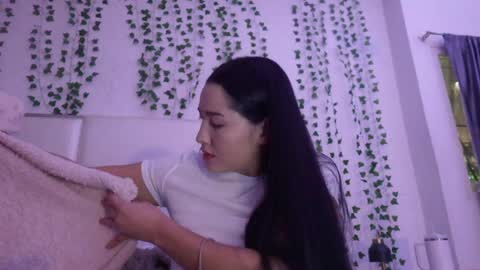 Snapshot of emma_johnson_ chatting on 01-13-26, 02:28 emma_johnson_ online show from 01-13-26, 02:28