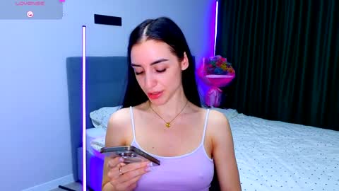 Snapshot of emma_jordan chatting on 03-28-26, 10:04 Emma online show from 03-28-26, 10:04