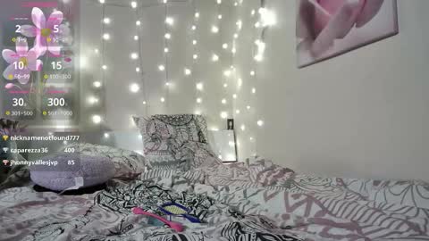 emma_just online show from 10-29-25, 06:53