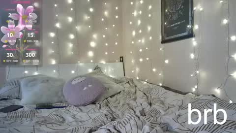 emma_just online show from 03-19-26, 09:02