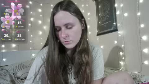 Snapshot of emma_just chatting on 05-23-26, 07:46 emma_just online show from 05-23-26, 07:46
