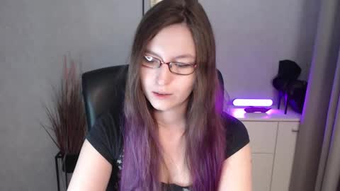 emma online show from 11-22-25, 07:29