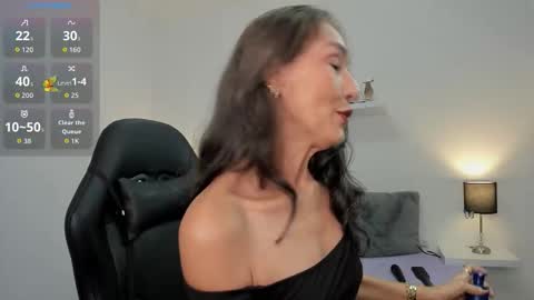 Emma  online show from 11-18-25, 12:09