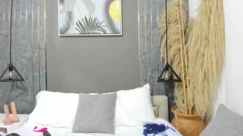 Snapshot of emma_millers__ chatting on 02-07-26, 11:25 Emma online show from 02-07-26, 11:25