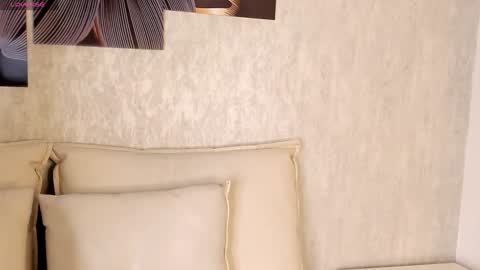 Emma Morgann online show from 01-10-25, 11:11