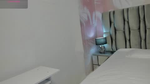 Snapshot of emma_petite4u chatting on 01-12-25, 10:12 Emma online show from 01-12-25, 10:12