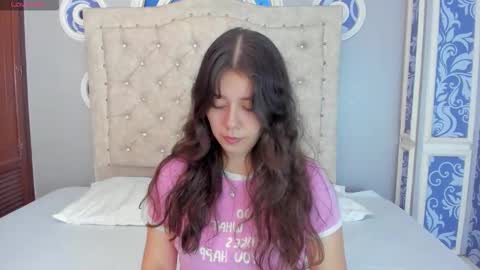 Snapshot of emma_pink__ chatting on 03-17-26, 11:35 EMMA online show from 03-17-26, 11:35