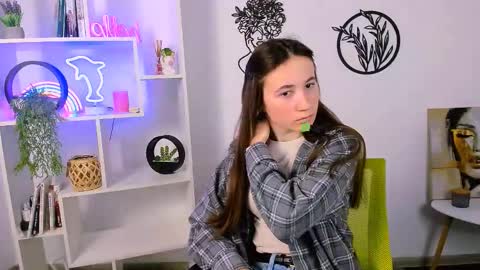 emma_swee online show from 02-09-26, 06:06