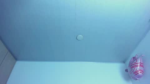 Snapshot of emma_timli1 chatting on 05-15-26, 09:00 Emma online show from 05-15-26, 09:00