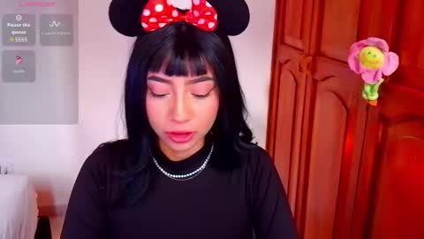 Emma web online show from 11-11-25, 03:23