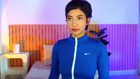 Emma web online show from 06-20-26, 05:16