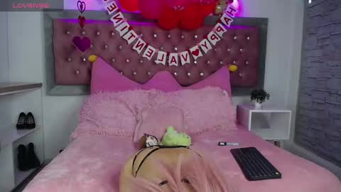 neko  online show from 02-08-25, 09:04