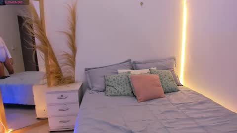 emma_woods__ online show from 11-28-25, 01:47