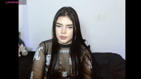 Snapshot of emma_yui19 chatting on 09-28-25, 12:49 emma online show from 09-28-25, 12:49