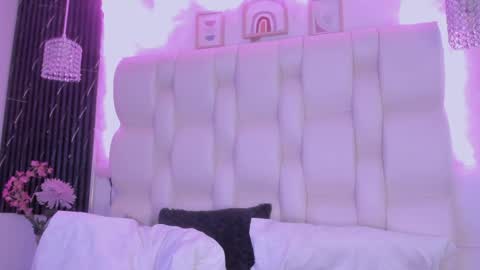 emmaa00_ online show from 04-06-26, 06:31