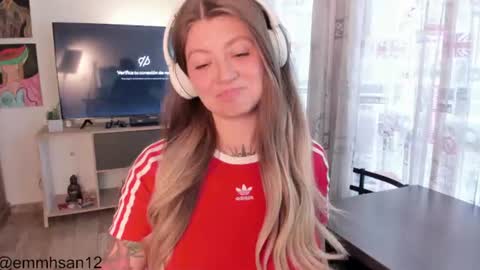 Snapshot of emmaa_hostt chatting on 07-31-26, 10:31 Ema .l. online show from 07-31-26, 10:31