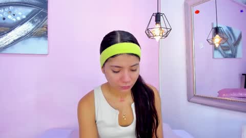 Emma  online show from 11-23-25, 04:29