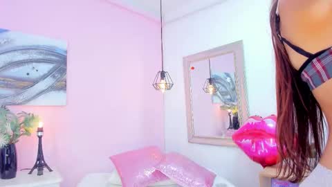 Emma  online show from 02-05-26, 08:35